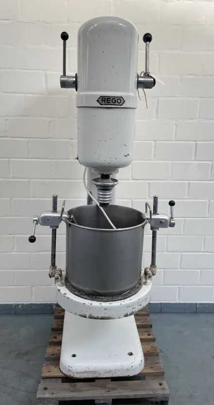 Rego S 32, 30 l Rührmaschinen  Schlag- +Rührmaschinen – RESALE