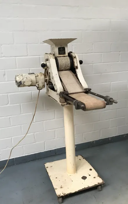 Janssen FF109 K, 2 reihig Gebäck und Kuchen Gebäckformmaschinen – RESALE
