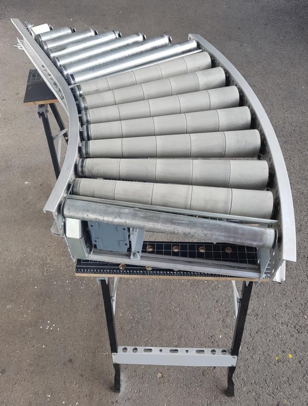 Gebhardt 610-550 IR800 Rollenkurvenförderer 45° + Einschleuseeinheit