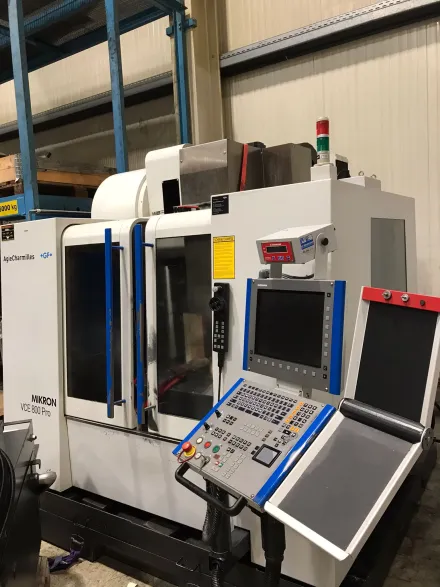 Agiecharmilles Mikron VCE 800 PRO X CNC - Vertikales Bearbeitungszentrum - 3-Achs – RESALE