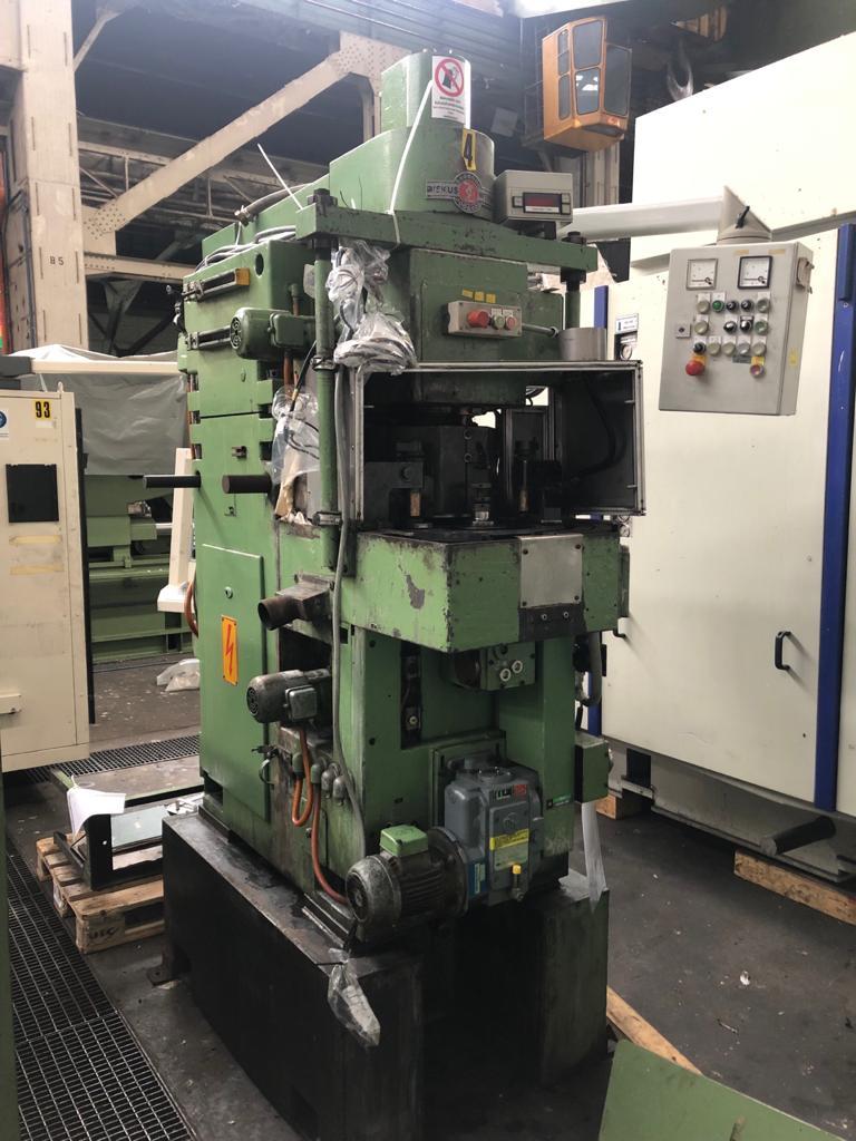 DISKUS DDS 300 R Disskuss - Flachschleifmaschine