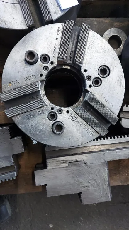 Schunk 250 - 86 Dreibackenfutter Nr. 10 – RESALE