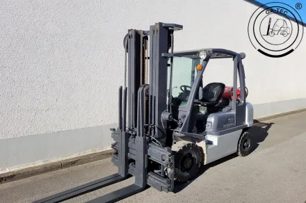 Nissan U1D2A25LQ Treibgasstapler – RESALE