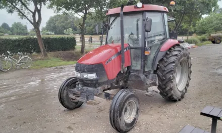 Case JX 80 Traktor – RESALE