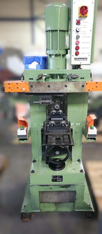 Borries BM 76 EL Prägepresse - Einständer - hydraulisch – RESALE