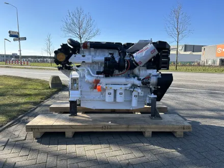 Caterpillar C18 Marineantriebsmotoren – RESALE