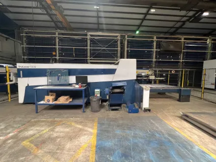 Trumpf TruLaser 5030 fiber Laserschneidmaschine (Fiber) – RESALE
