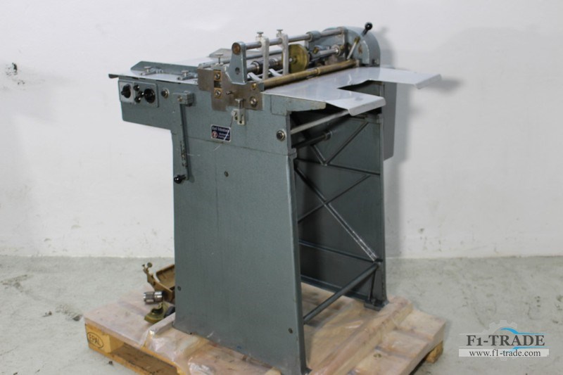 Karl Tränklein CGM (b) Creasing & Gluing machine for Covers
