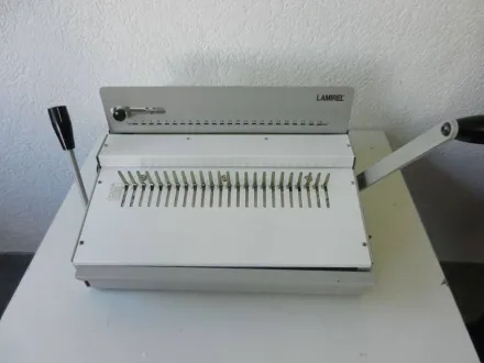 Lamirel Spiral binding machine<br/><br/> – RESALE