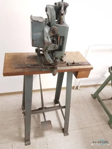 Hang 103SP Eyeletting machine<br/><br/> – RESALE