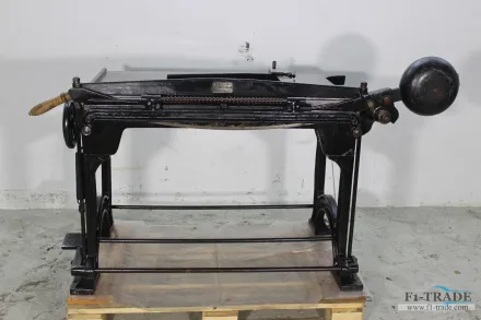 Wilhelm Leo's Nachfolger 19030 Board Cutter<br/><br/> – RESALE