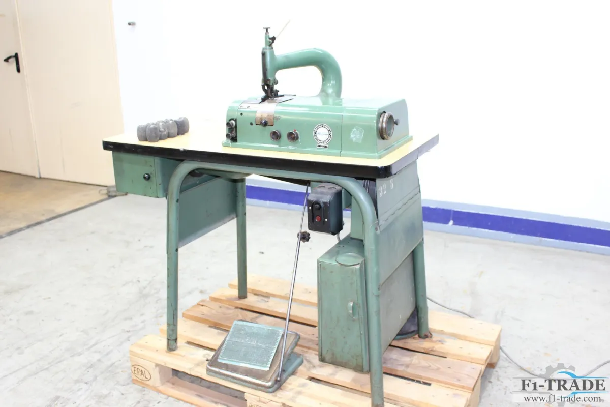 Fortuna 50 PU-AG Leather Skiving machine