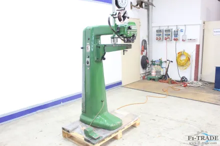 Polygraph 781 Long arm Wire Stitching Machine<br/><br/> – RESALE