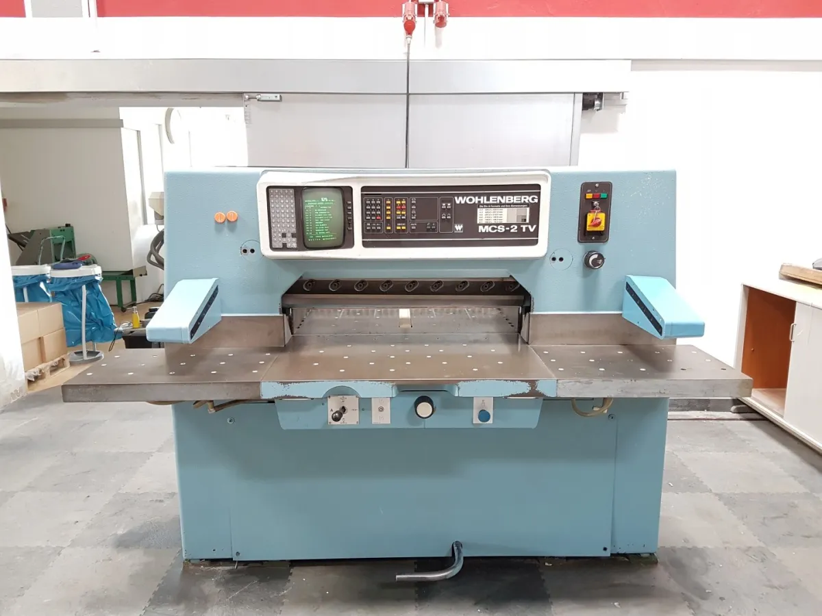 Wohlenberg 92 MCS2-TV Gullotine