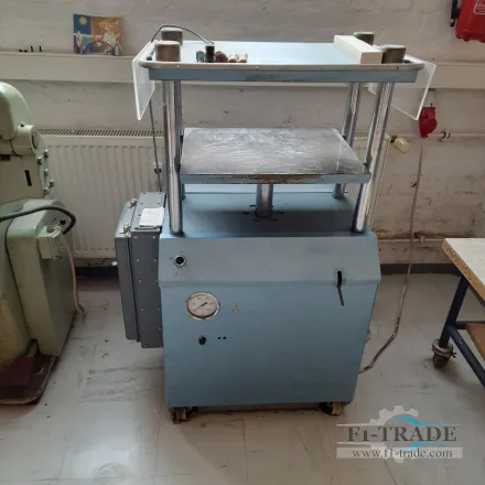 Tränklein ZP Hydraulikpresse / Hydraulic Press<br/><br/> – RESALE