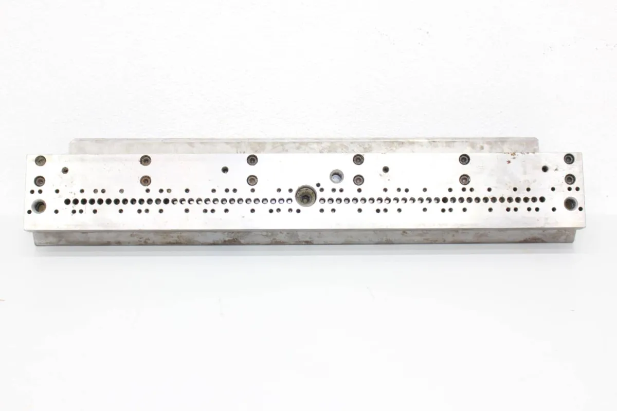 KUGLER WOMAKO 4x4 3:1 Punching tool 4x4 3:1 thumb cut