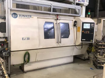 Junker EJ 30 Zylinderschleifmaschinen – RESALE