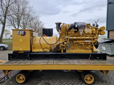 Caterpillar C32 Marine-Hilfsmaschinen – RESALE
