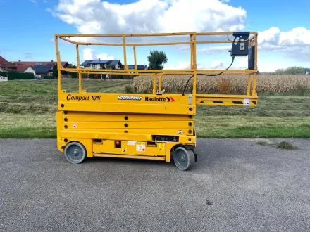 Haulotte Compact 10 N Scheren-Arbeitsbühnen – RESALE