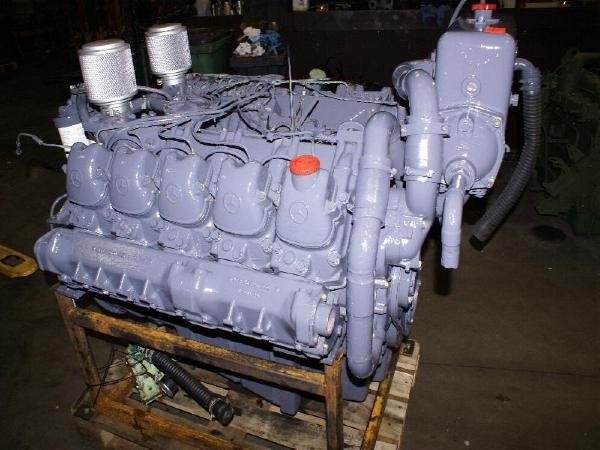 Mercedes-Benz OM 403 MARINE Motoren