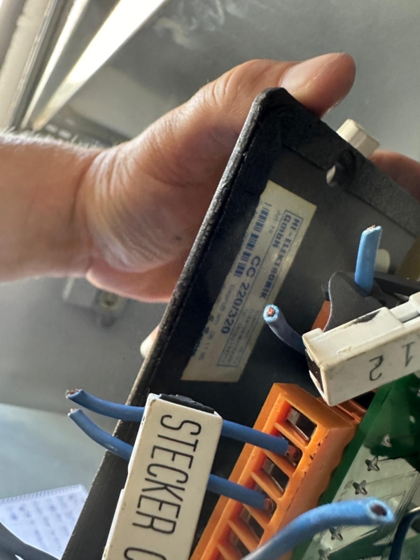 HI Elektrotechnik CC220/320 Ersatzteile