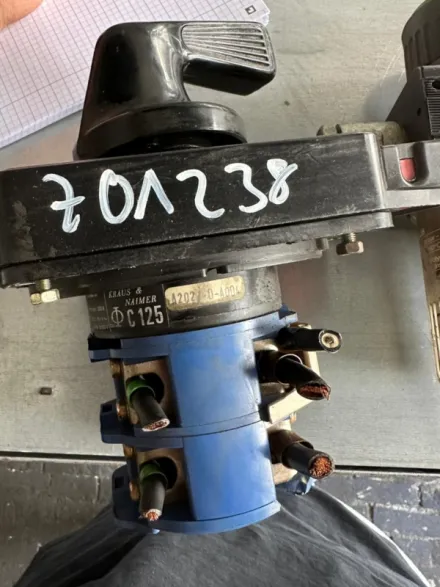 Kraus Und Naimer Hauptschalter C125 Ersatzteile – RESALE