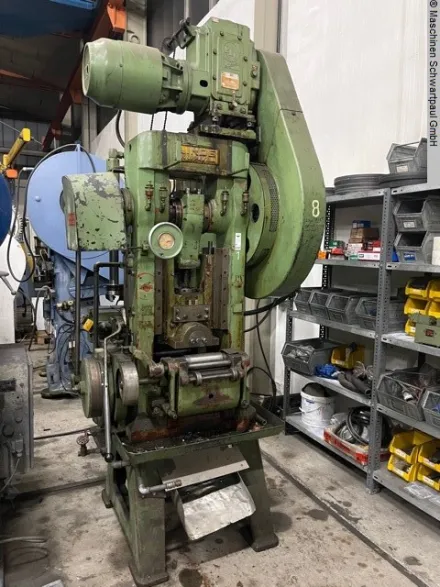 Linde D84 Doppelständerexzenterpresse – RESALE