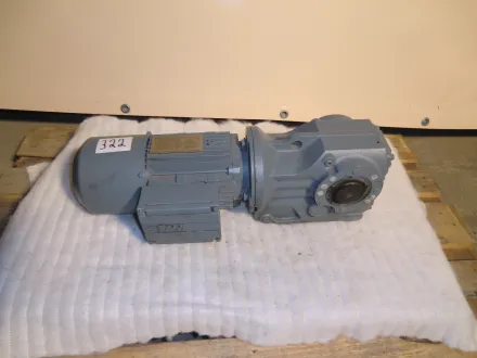 Sew Eurodrive Getriebemotor 0,75 kW 159 U/min – RESALE