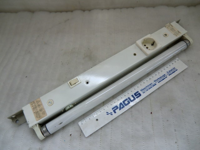 Universalleuchte 15W 220 V