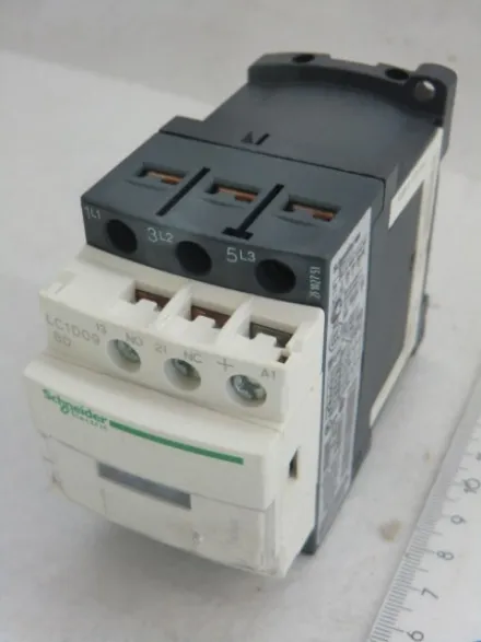 Leistungsschütz 4kW/400V – RESALE