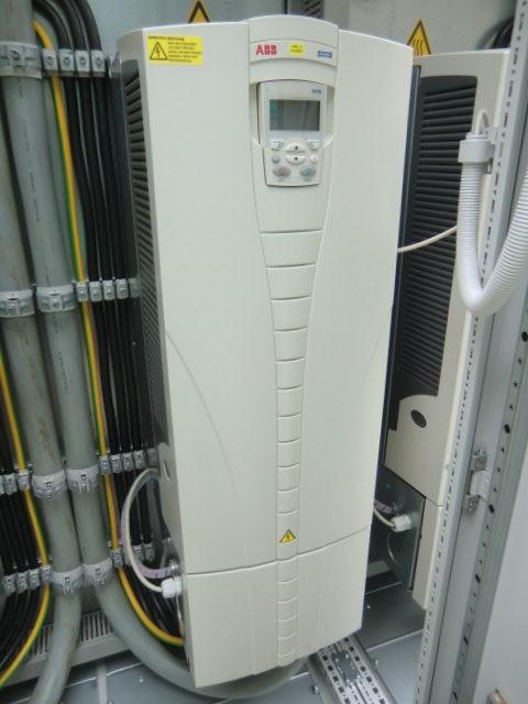 ABB Frequenzumrichter 75 kW