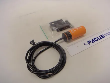Induktiver Sensor IB0004 – RESALE