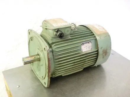 Vem Elektromotor 7,5 kW, 955 U/min – RESALE