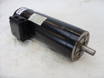 Parvex Servomotor 2660 U/min – RESALE