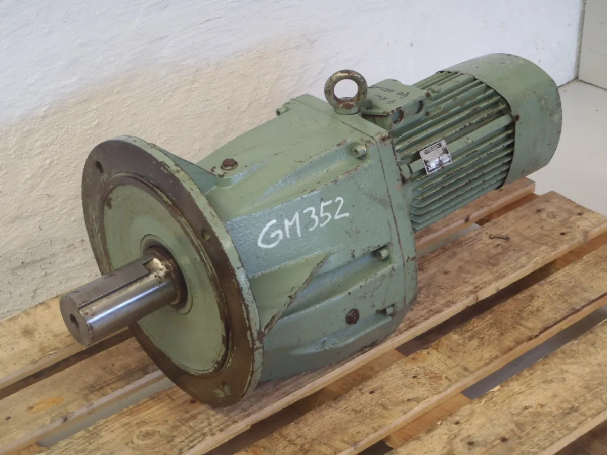 VEM Getriebemotor mit Bremse 4 kW, 40 U/min