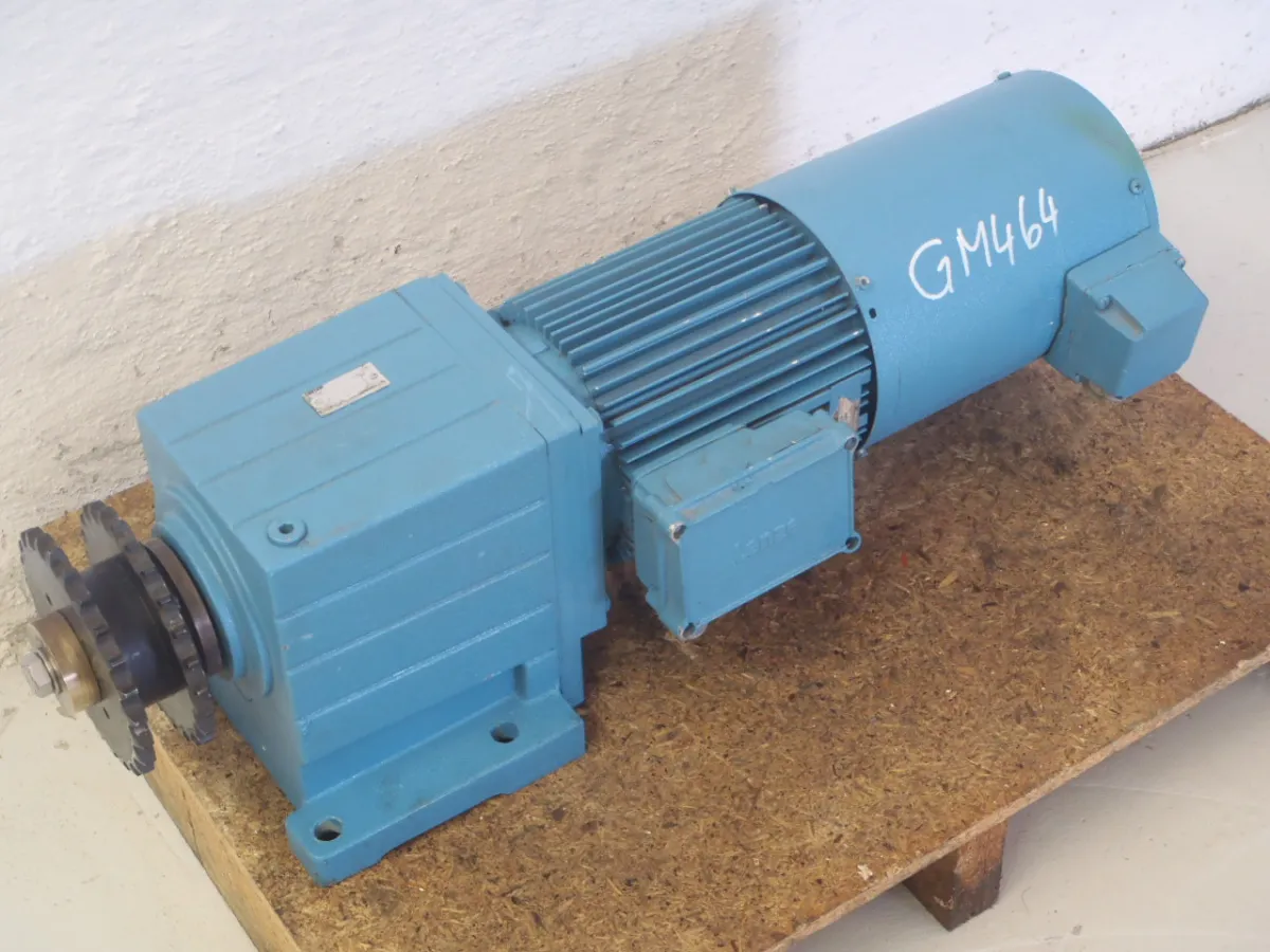 LENZE Getriebemotor mit Bremse 3,0 kW, 57 U/min