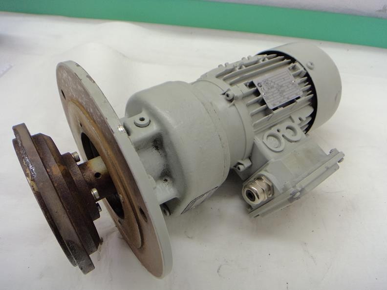 Dişli motor 0,37 kW 70 rpm