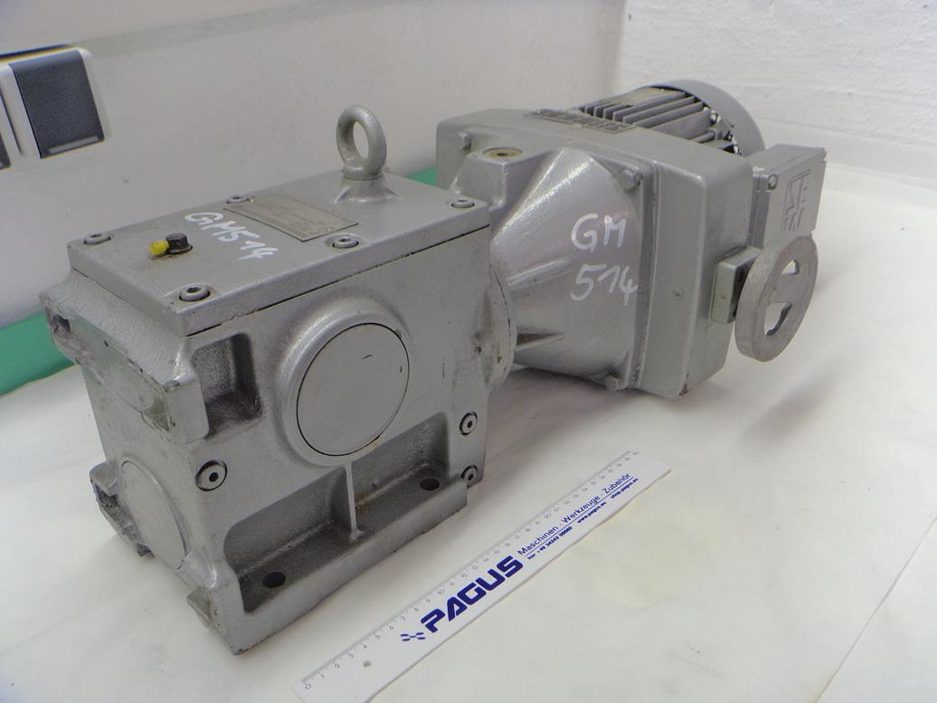 SEW Eurodrive Getriebemotor variabel 0,75 kW, 15 - 115 U/min