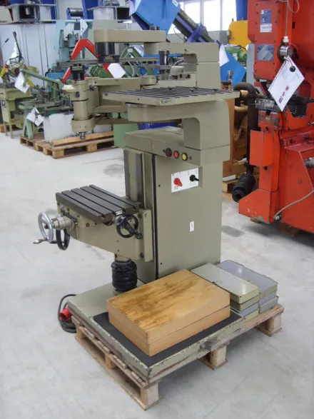 Wmw Graviermaschine FG 200 x 400 – RESALE