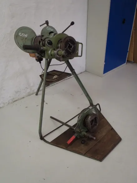 Gewindeschneidmaschine MWB Modell 71 – RESALE