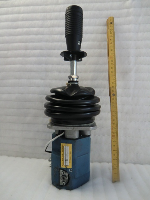 Rexroth Hydraulik Joystick 5 TF 6 U 06-20/1