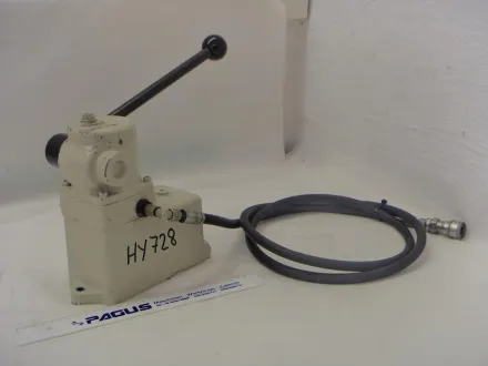 Hydraulik Handpumpe K24 R – RESALE