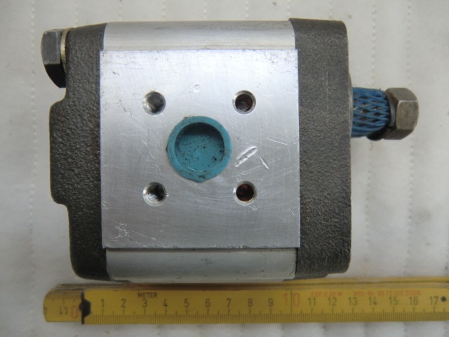 Commercial / Intertech Hydraulikpumpe P11A237BEEJ08 - 85
