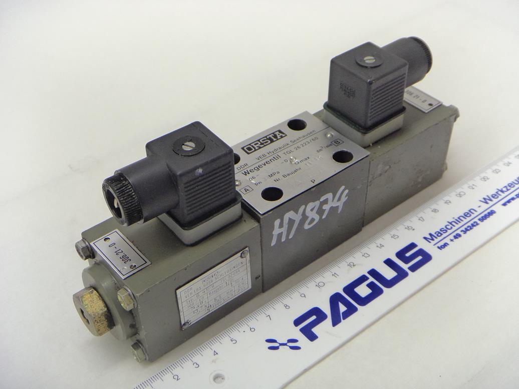 Orsta Hydraulik Wegeventil 06-032.12-0