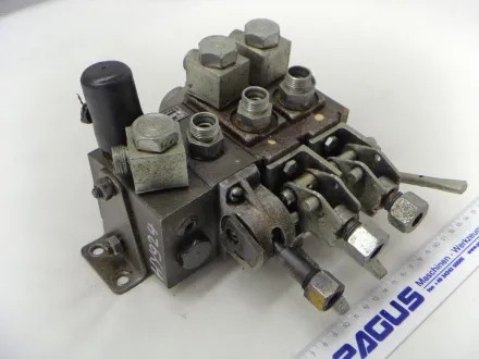 Monoblock-Handsteuerventil 3 Hebel – RESALE