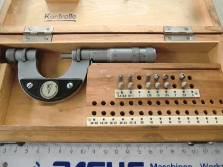 Gewindemessschraube mit Einsätze 0 - 25 mm – RESALE