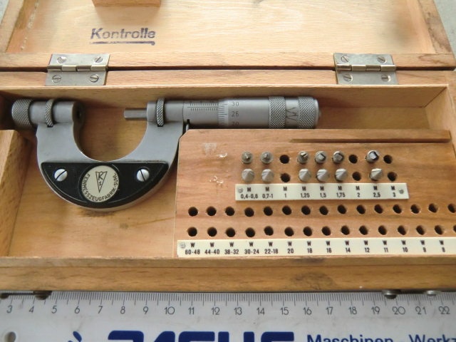 Gewindemessschraube mit Einsätze 0 - 25 mm