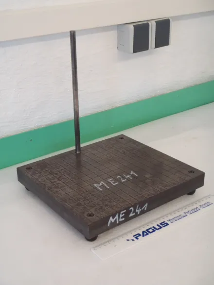 Messplatte mit Messstativ 300 x 270 mm – RESALE