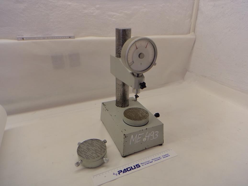 Messtisch mit Messuhr Ø 100 mm