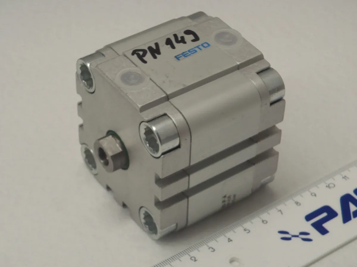 Festo Pneumatikzylinder Hub 20 mm ADVU-50-20-P-A